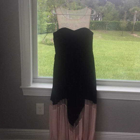 Jessica Simpson Dresses & Skirts - Black and pink long pleaded dress.